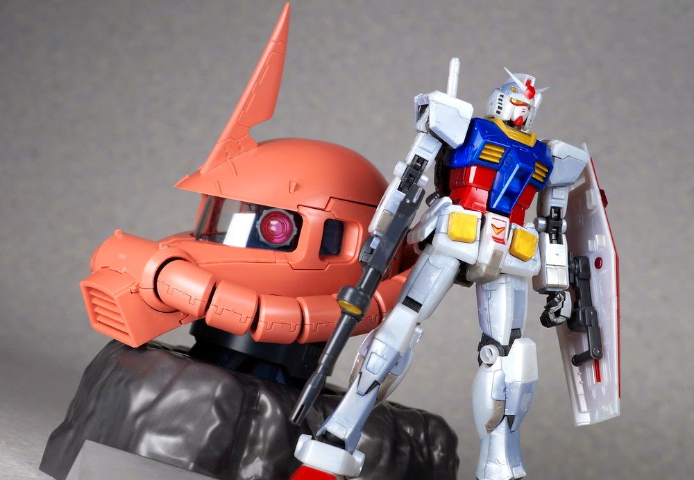 激レア！　ガンダム35th RX-78-2 ガンダム&MS-06S ザクヘッド Amazon | 機動戦士ガンダム35th ガンダム & シャア専用